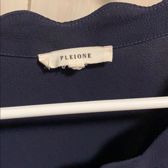 Top - Picture 3 of 3